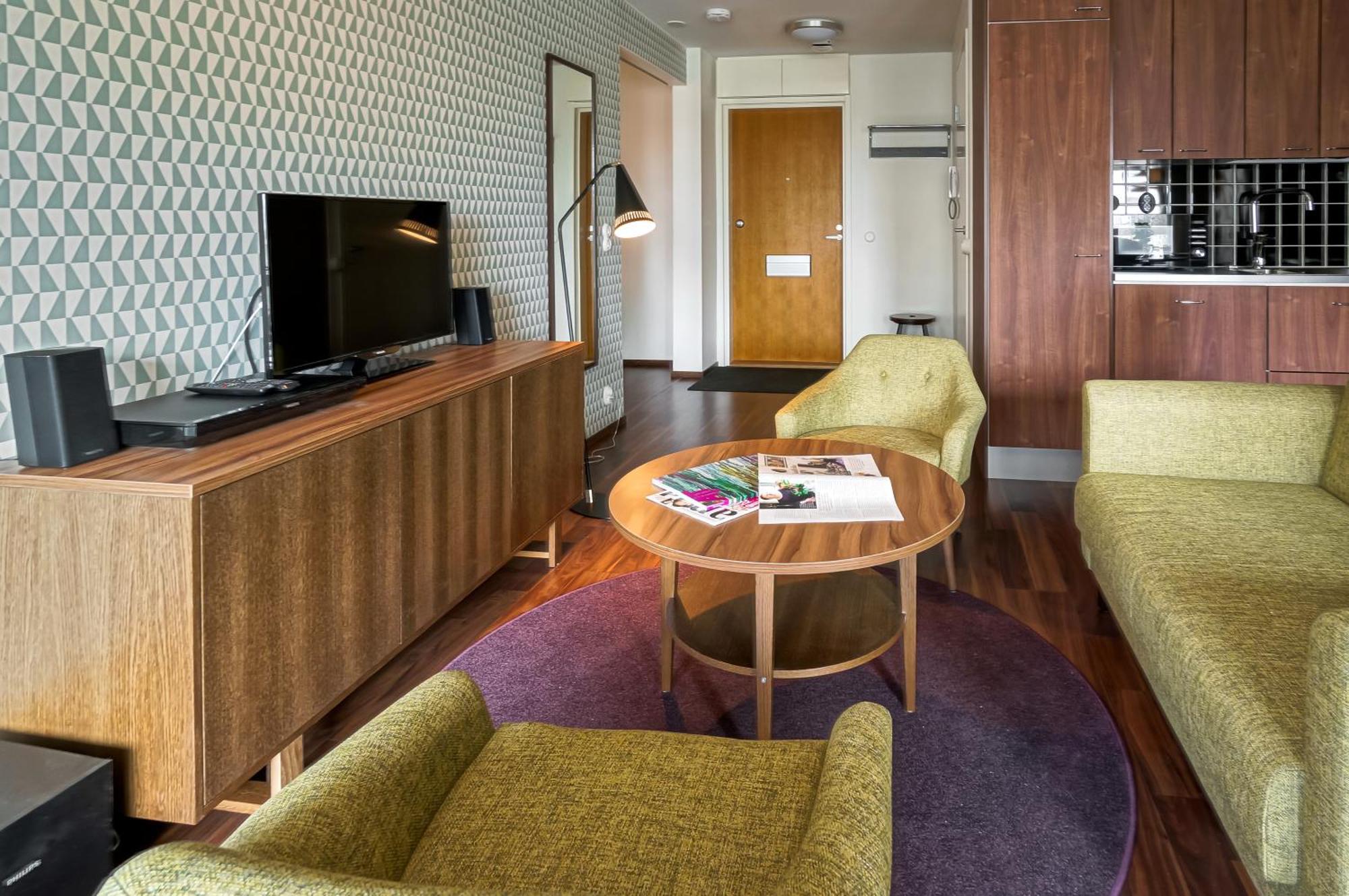 Forenom Serviced Apartments Espoo Tapiola エクステリア 写真